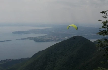 Tandem paragliding flight: from Monte Pizzocolo to Lake Garda 6
